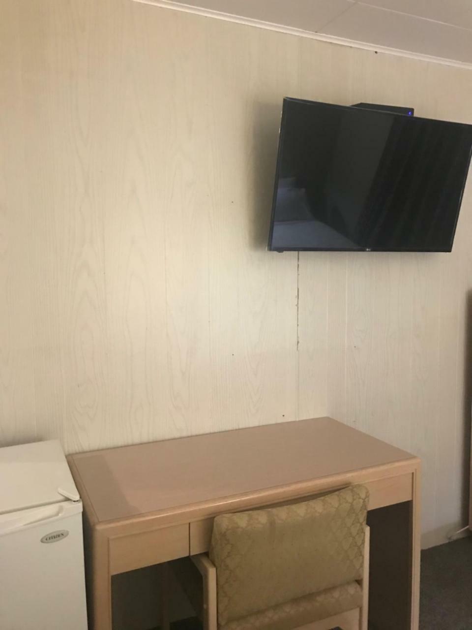 Oasis Hotel Cache Creek Dış mekan fotoğraf